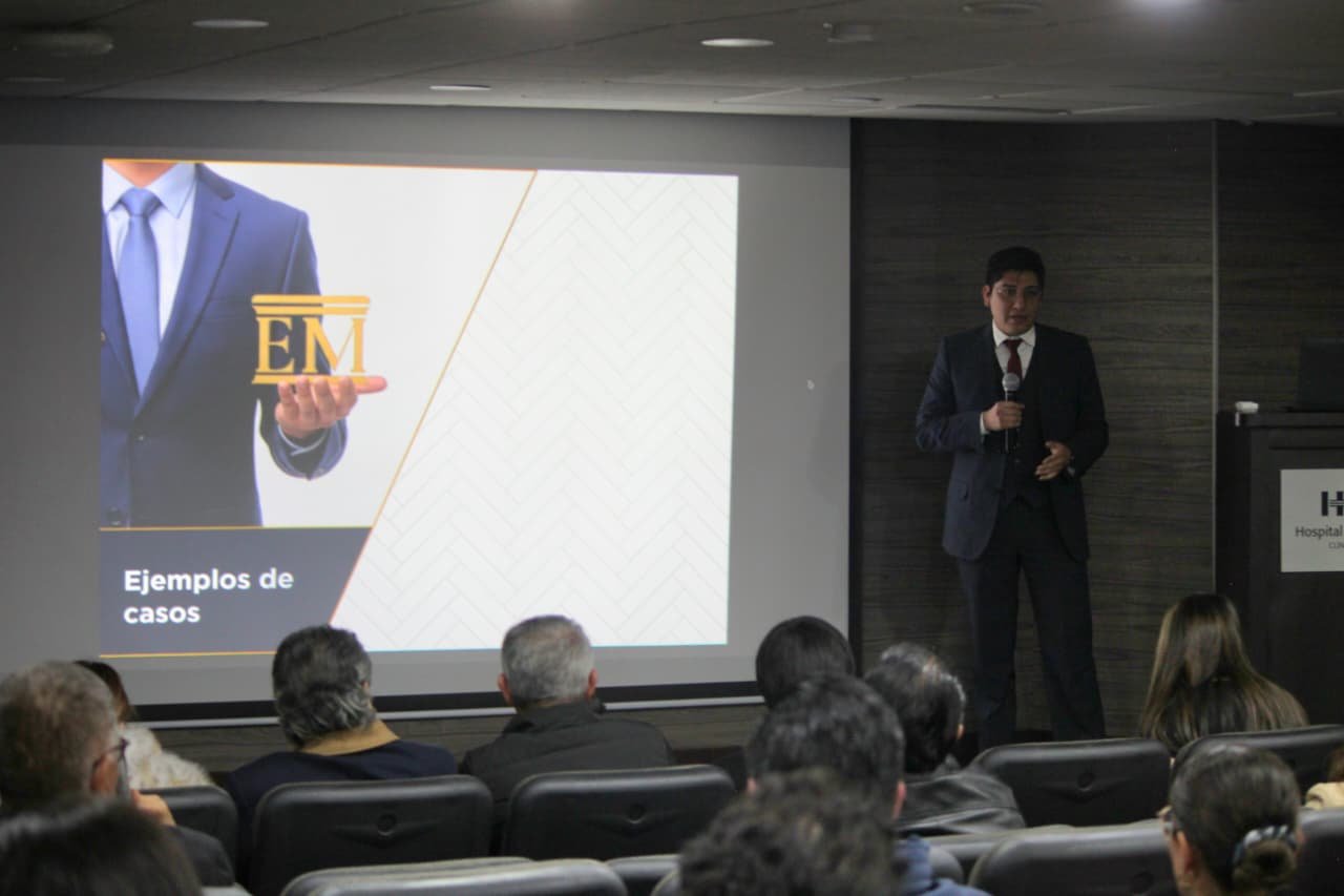 Lic. Humberto Escobar Becerril de la firma Escobar Moreno Abogados.